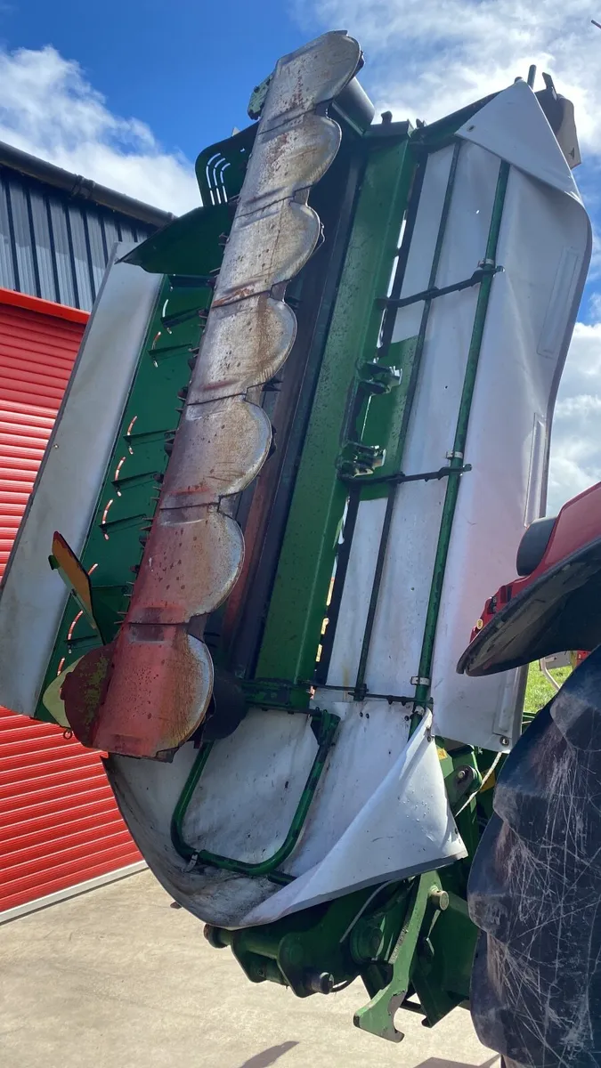 2018 MC Hale 3100 - Image 3