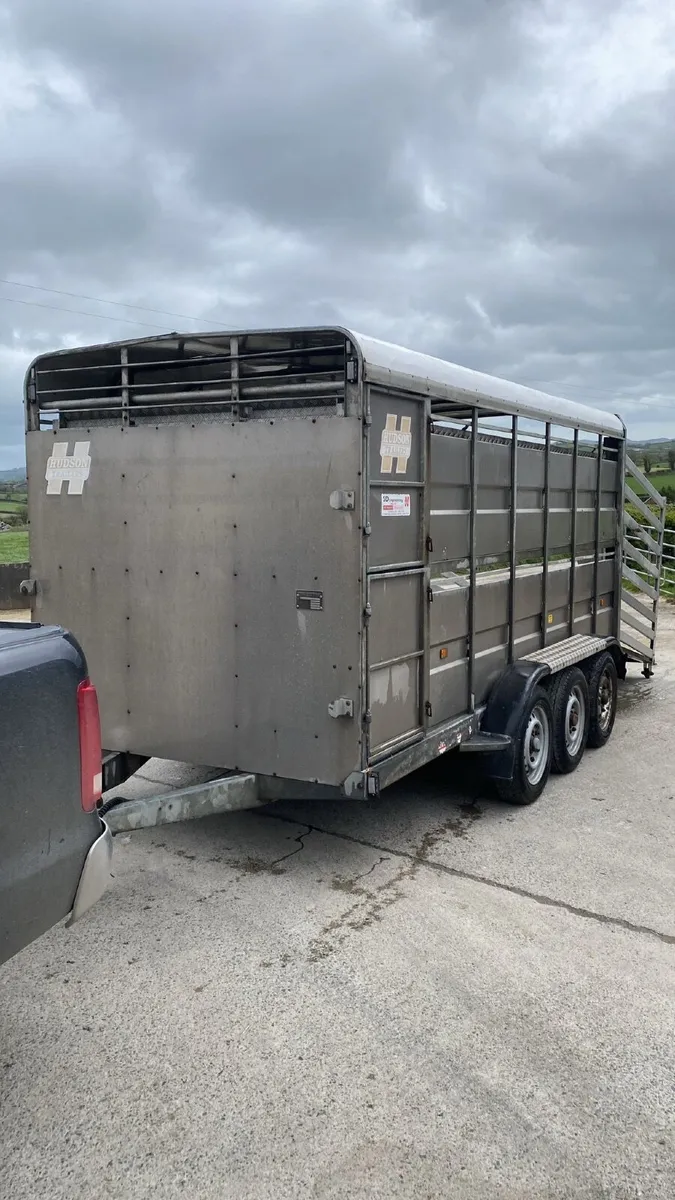 Livestock trailer - Image 2