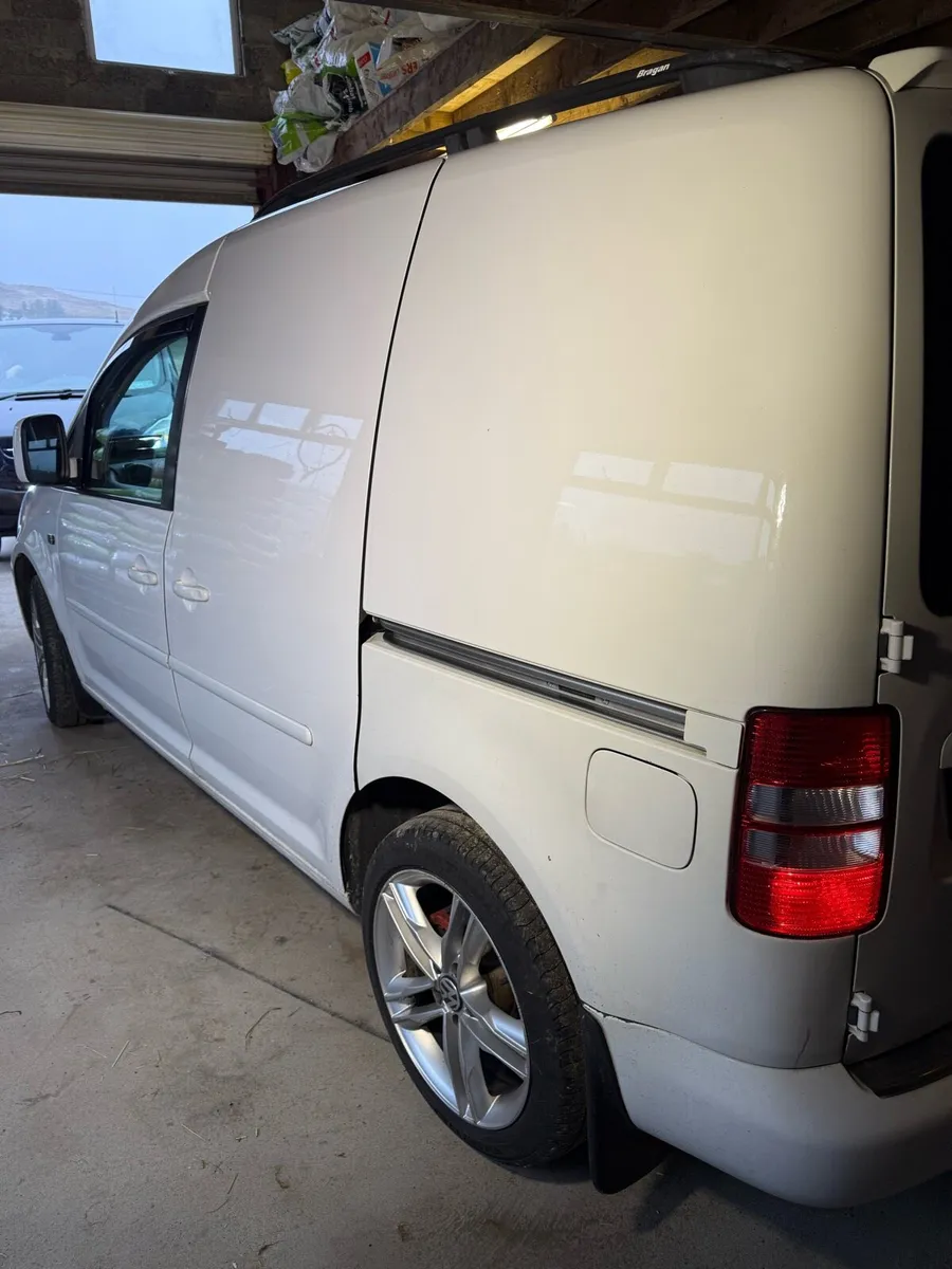 “LOW MILES” Caddy Van - Image 3