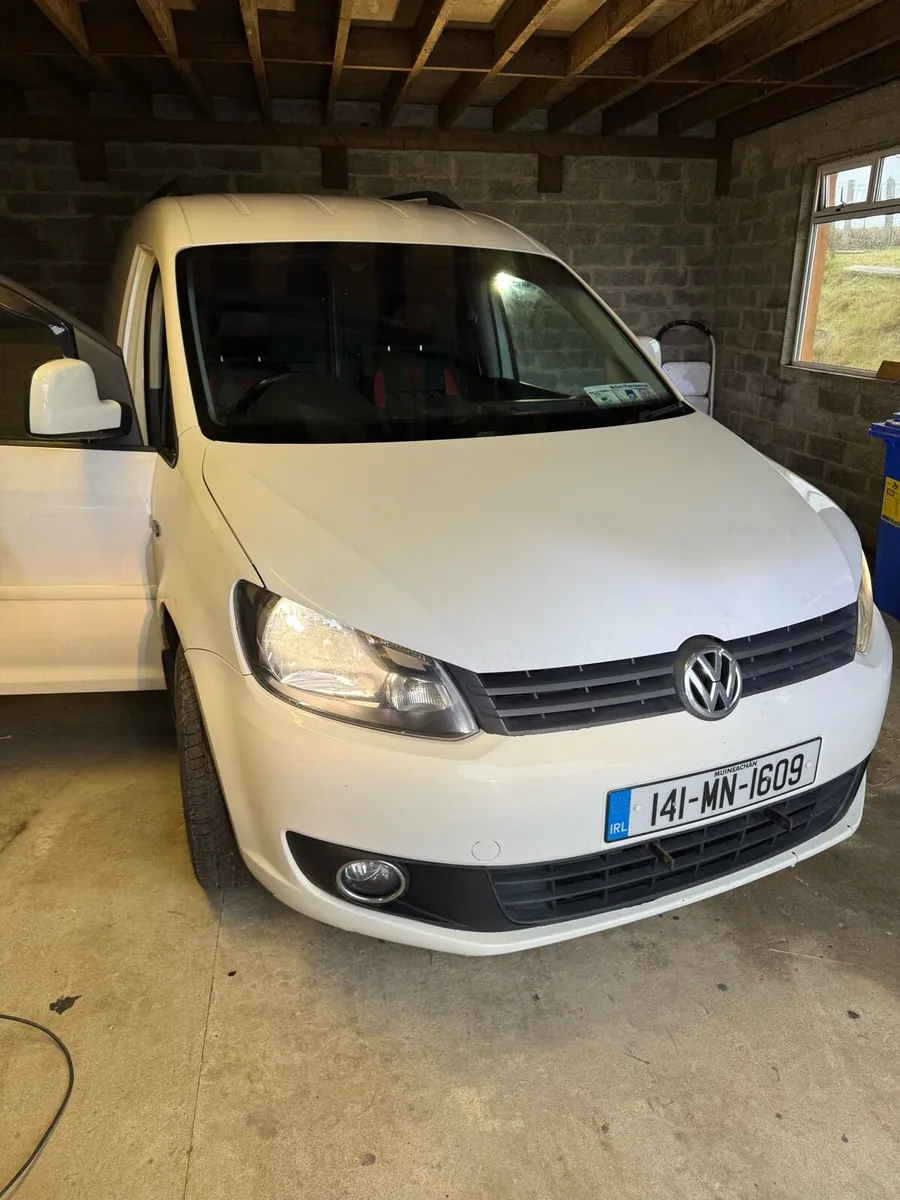 “LOW MILES” Caddy Van - Image 4