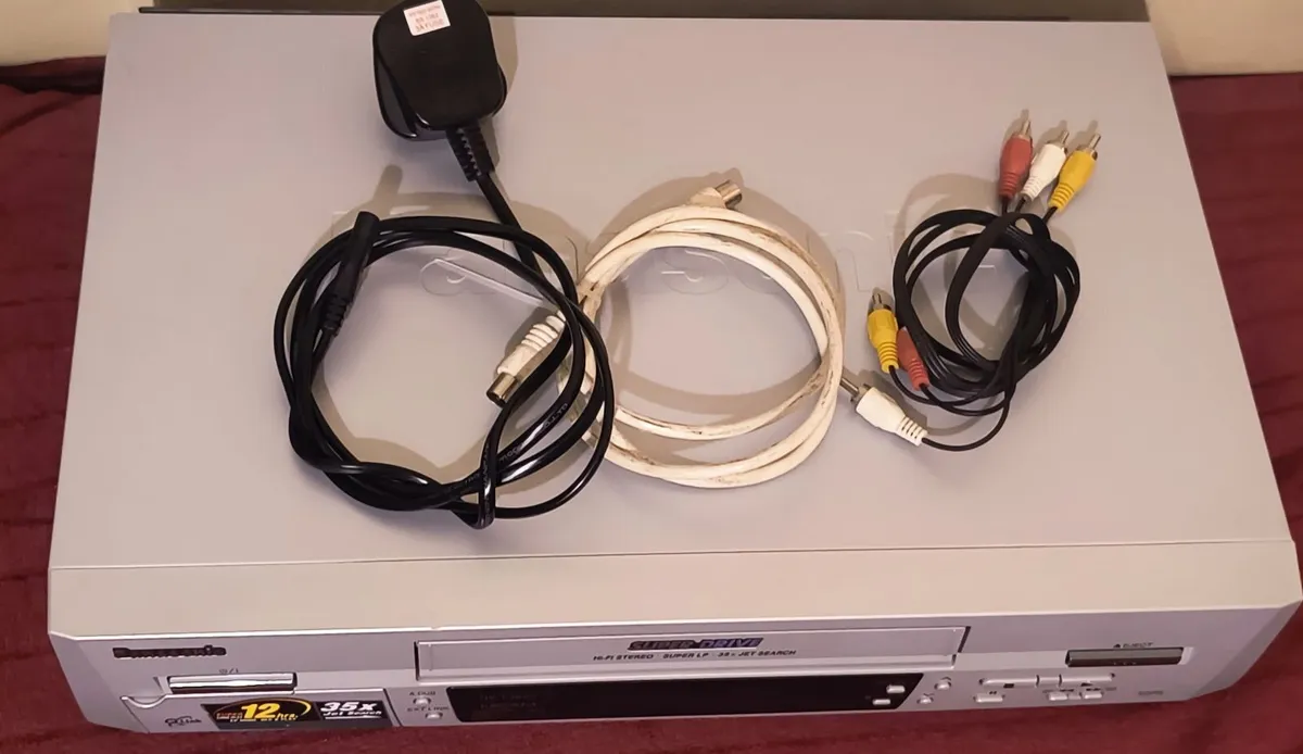 Panasonic VHS Videorecorder video cassette - Image 2