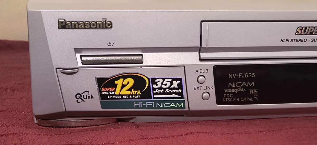 Panasonic VHS Videorecorder video cassette - Image 1