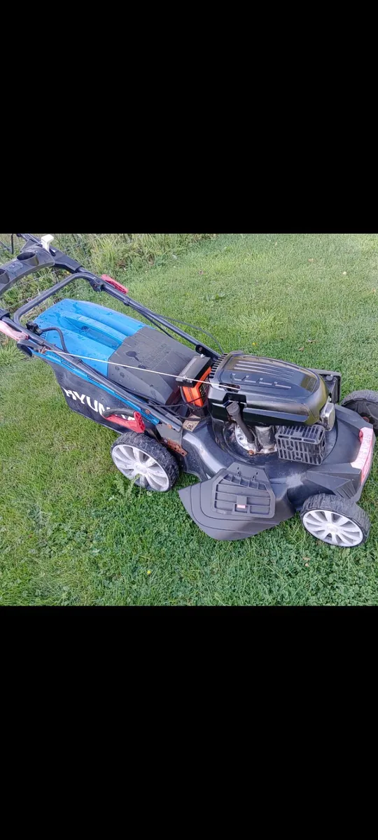 Lawnmower