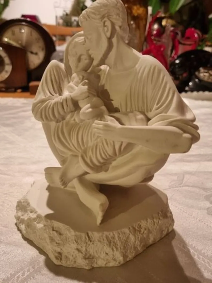 Timothy P. Schmalz Sculpture A Quiet Moment - Image 3