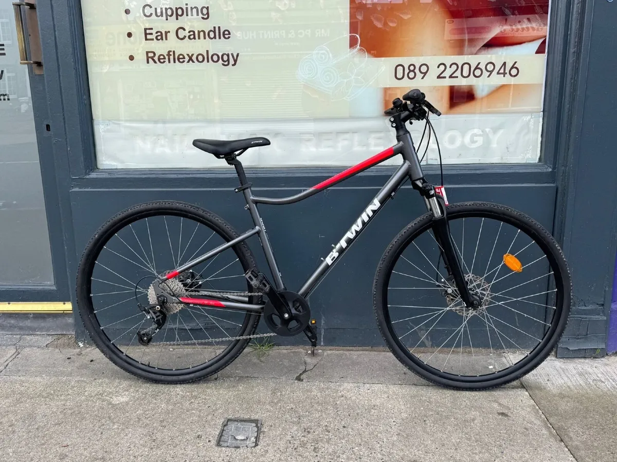 Btwin hybrid bike ❗️Open 7 days of the week ❗️ - Image 1