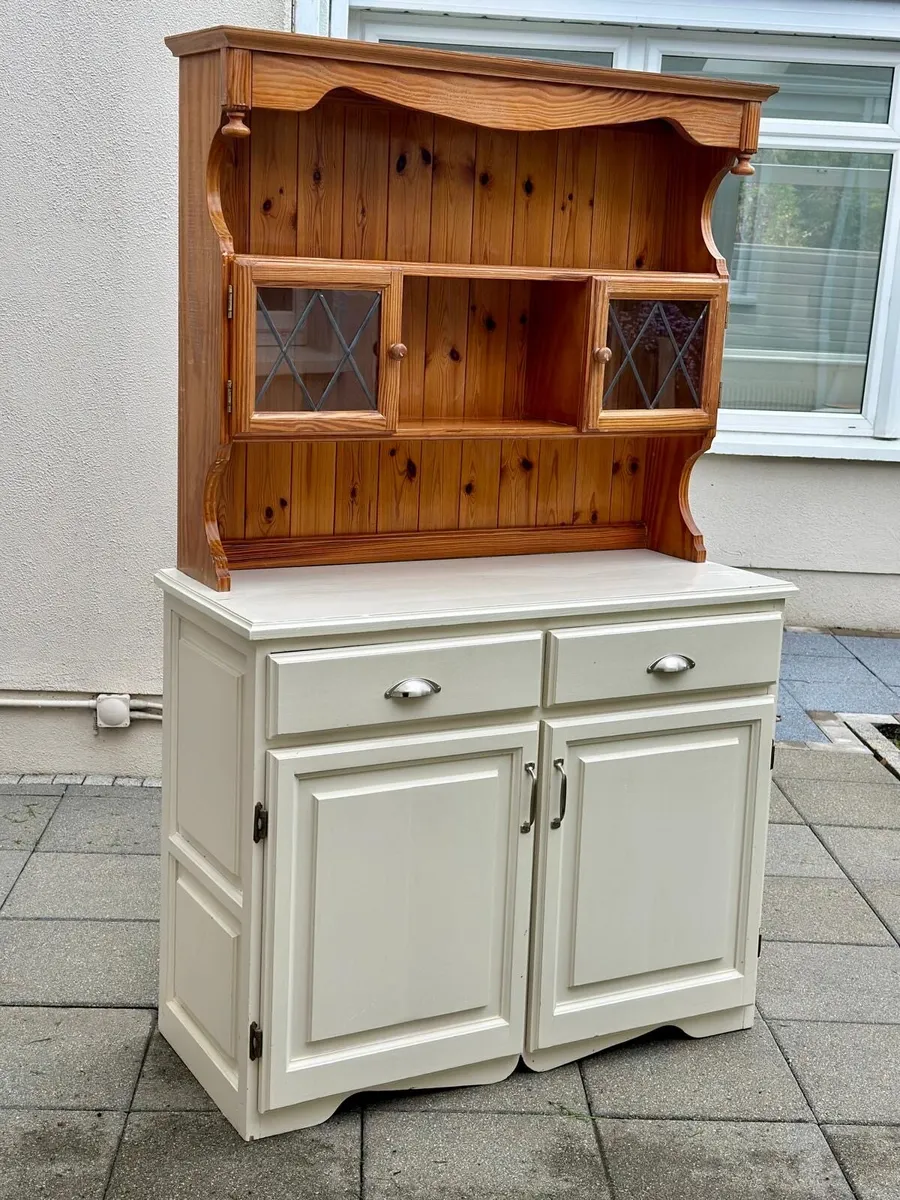 Country dresser - Image 2