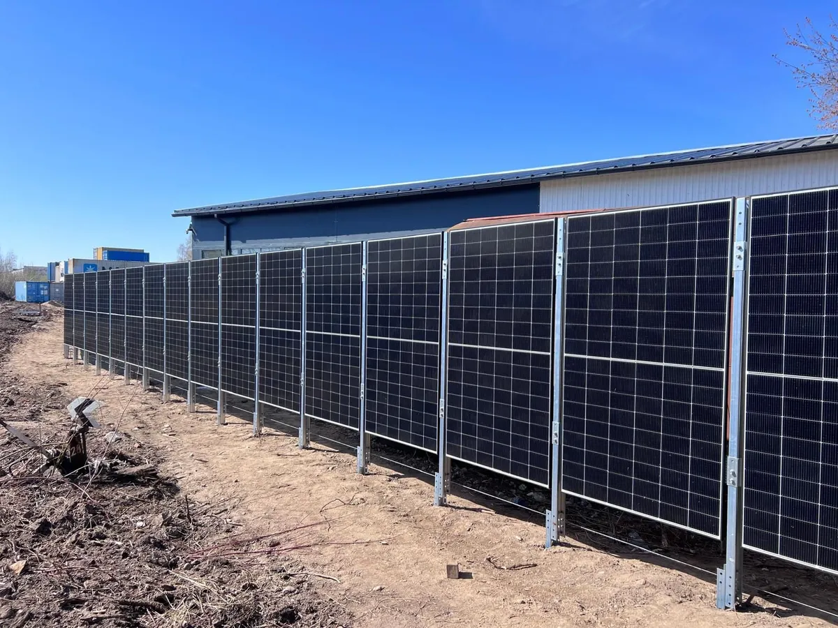 Solar fence - Image 2