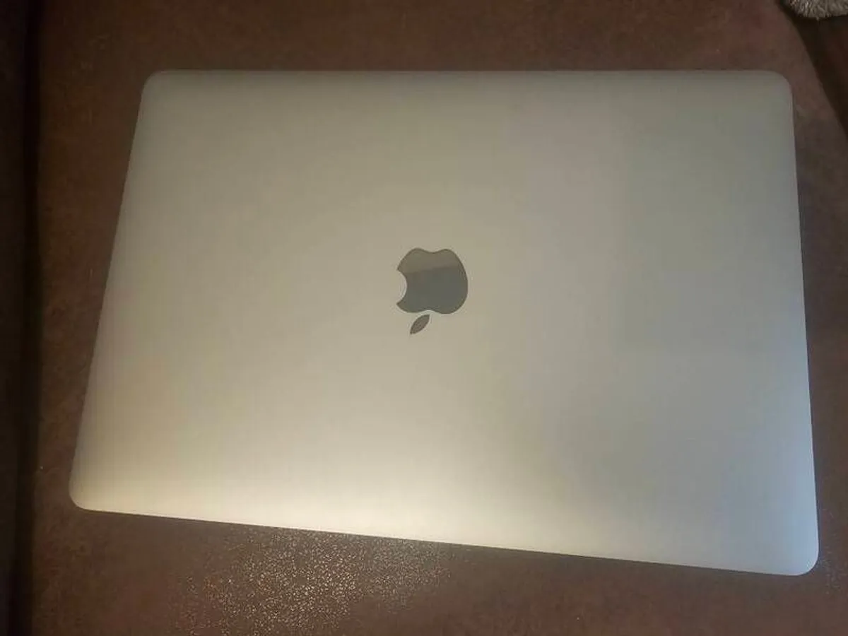 Macbook Pro M2 (13") | 16gb Ram | 512gb Ssd | Like New - Image 2