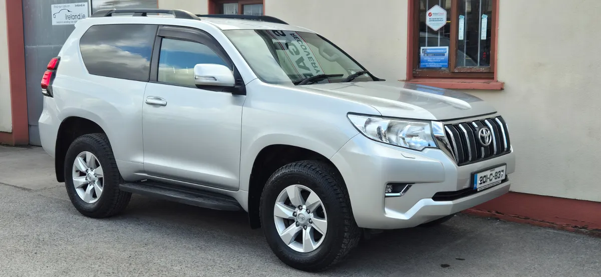 Toyota Land Cruiser 2020 Manual Swb - Image 3