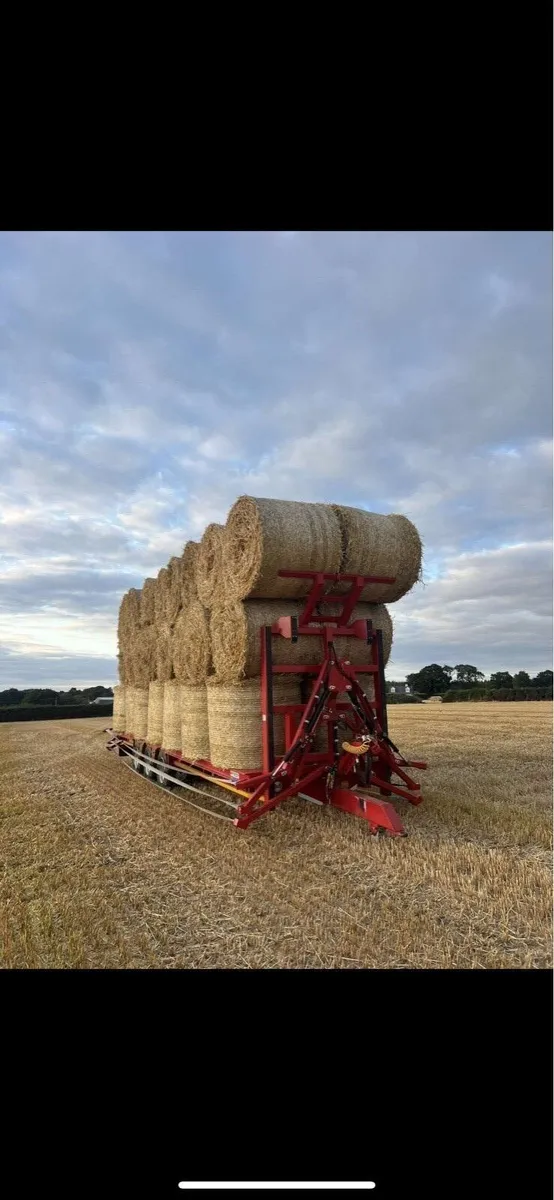 50 BALE HYDRAULIC SIDE HIRE - Image 2