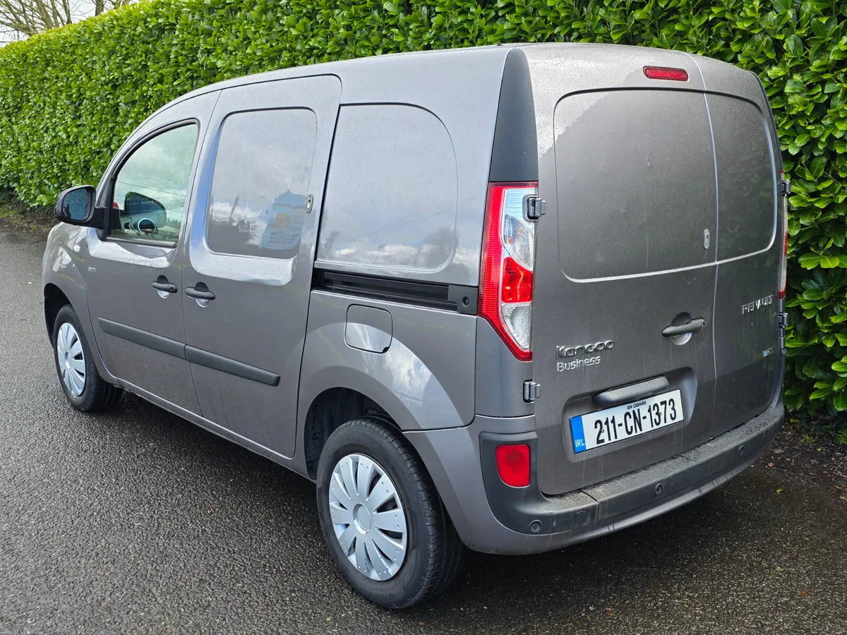 2021 Renault Kangoo Business+ ML20 Electric Auto - Image 3