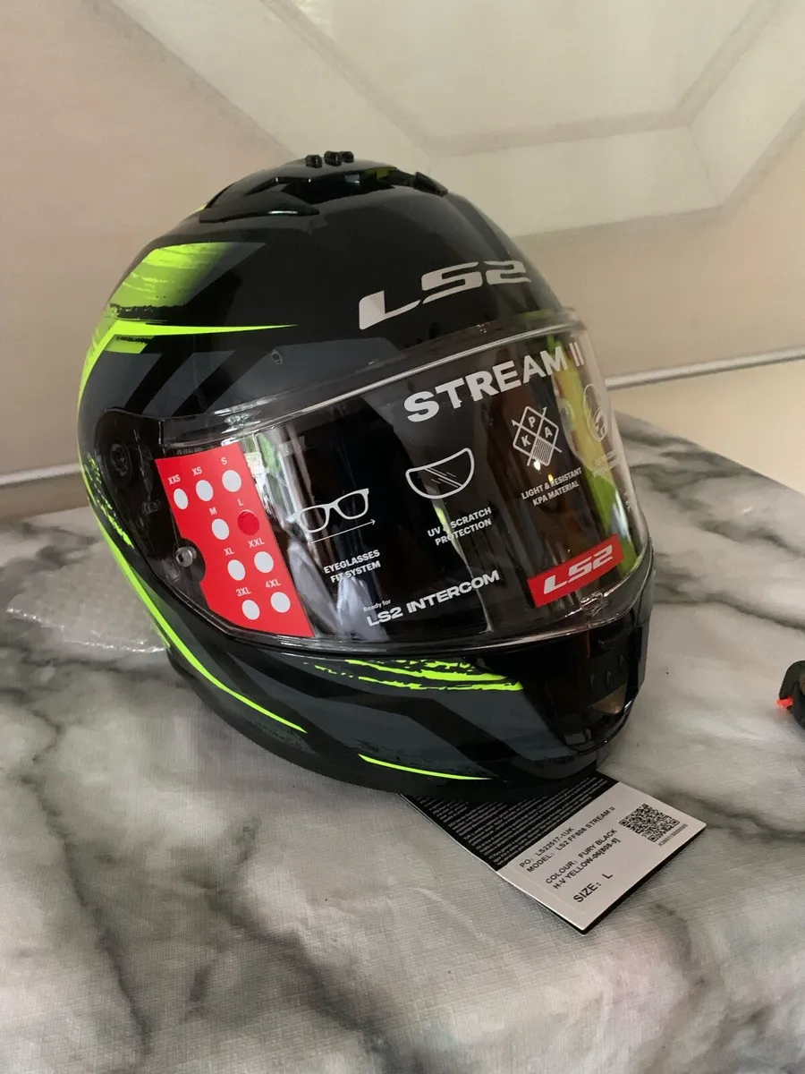 Open this Sunday ,pm Longford.carbon helmet €179 - Image 3