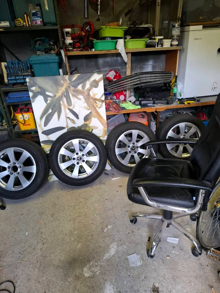 Mercedes alloys - Image 1