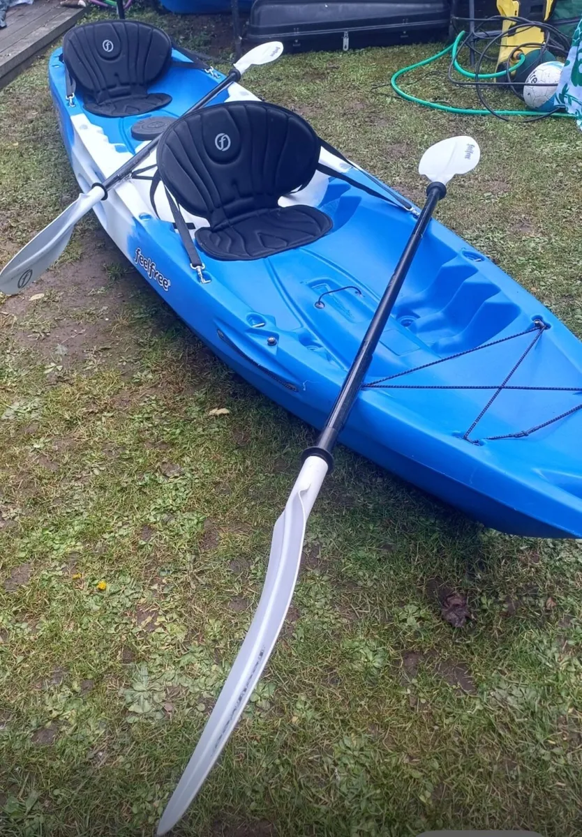 Feelfree Corona Kayak (with paddles & seats) - Image 4
