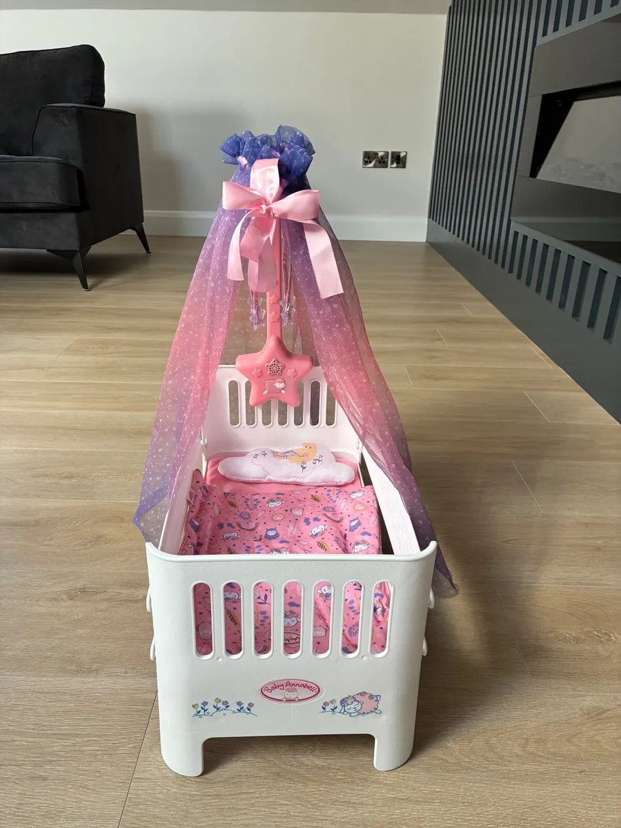 Baby Annabell Doll’s Bed - Image 1