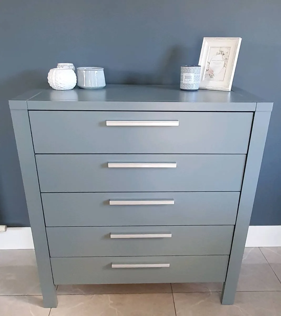 Chest of Drawers & Matching Bedside Locker - Image 4