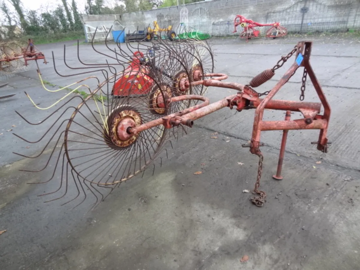 Choice of Vicon Acrobats - Image 1