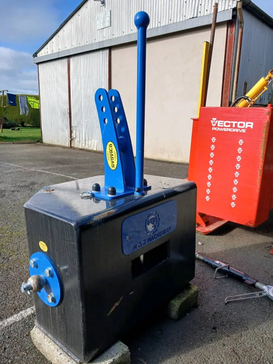 O Hagan Weight block & TM roof skin - Image 1