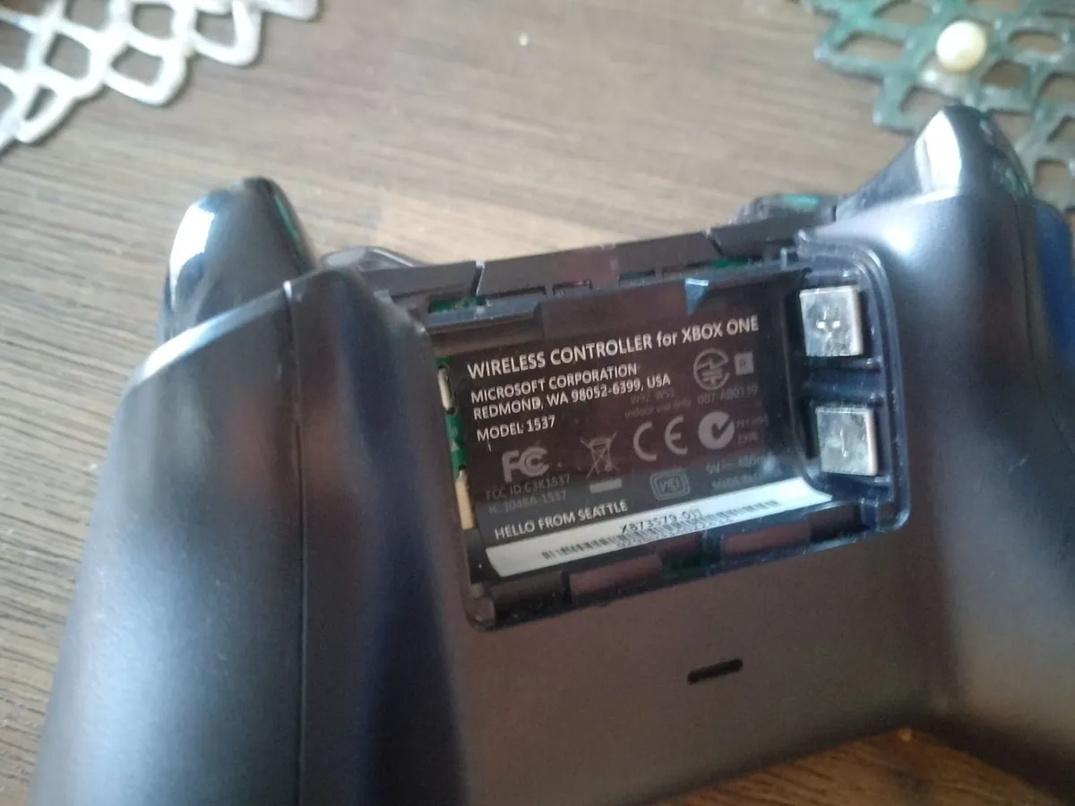 XBOX ONE CONTROLLER - Image 2