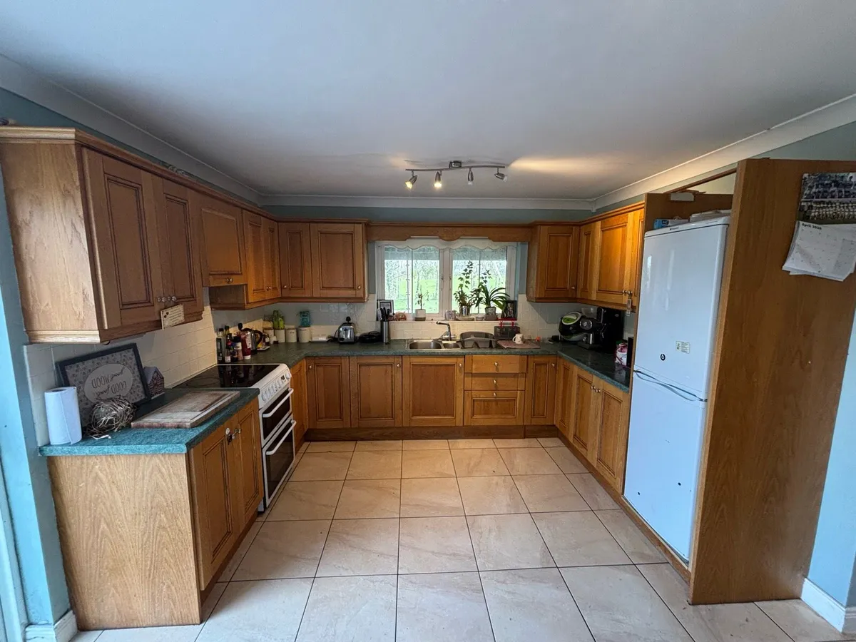 Kitchen Good Condition (Free) - Image 1