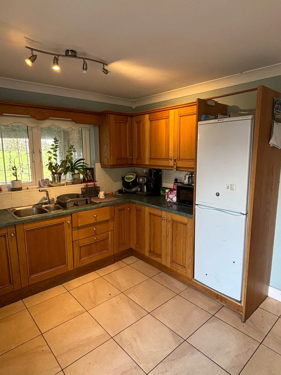 Kitchen Good Condition (Free) - Image 3