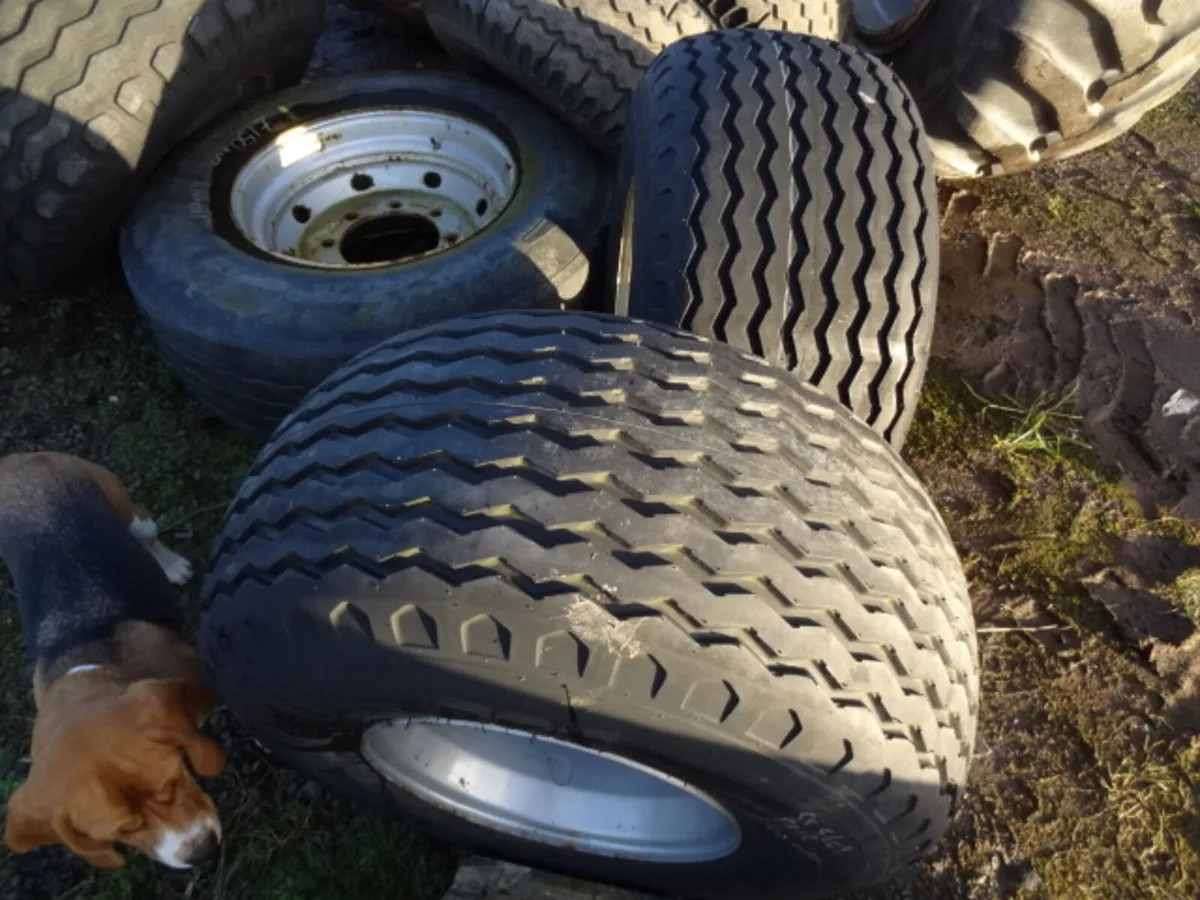 BKT Floatation Wheels 6 Stud 400/60 -15.5 - Image 2