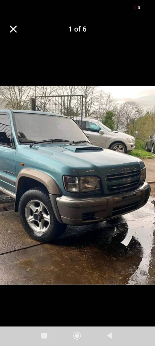 Isuzu Trooper bonnet & Grille **wanted**