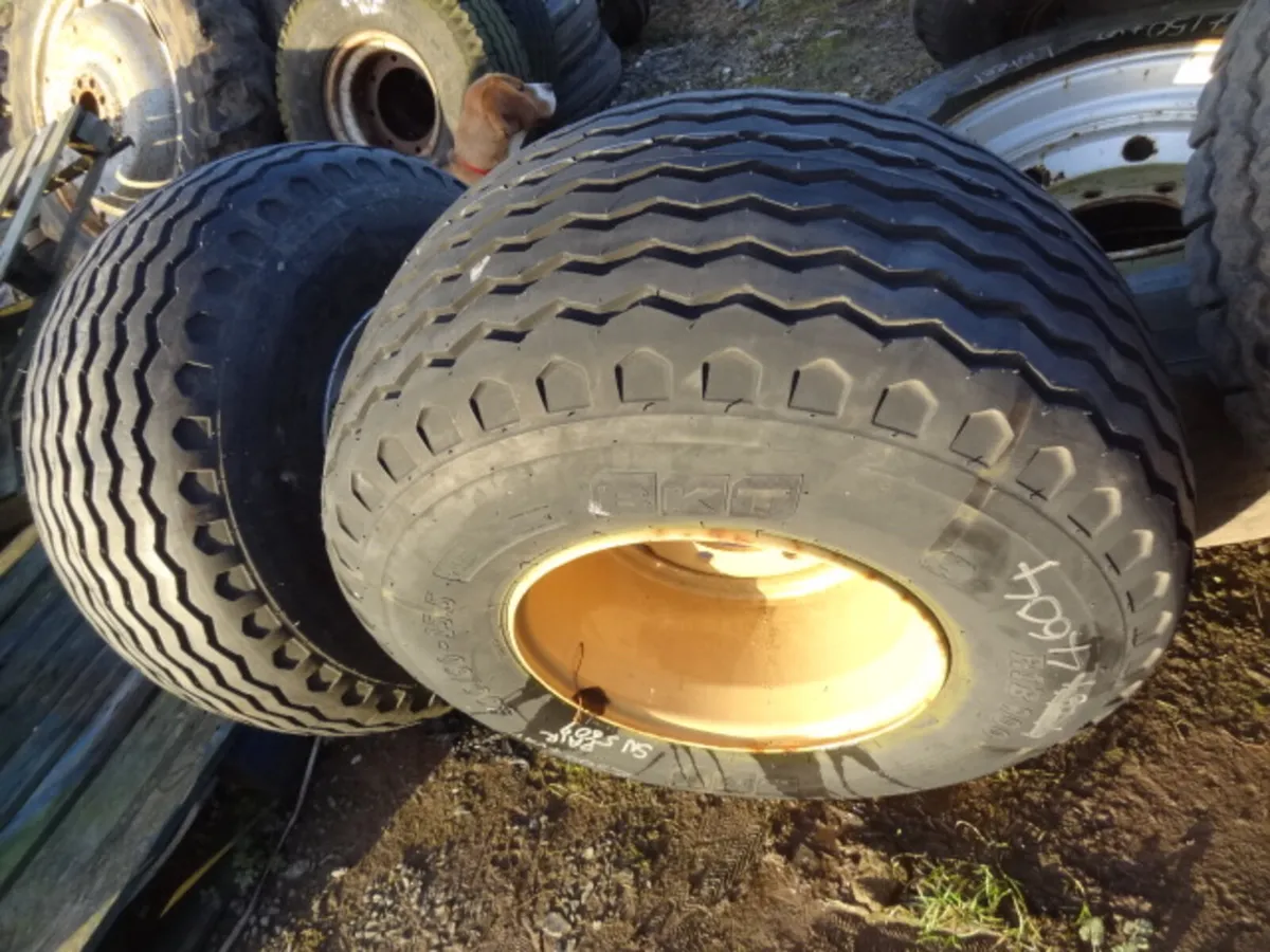 BKT Floatation Wheels 6 Stud 400/60 -15.5 - Image 3