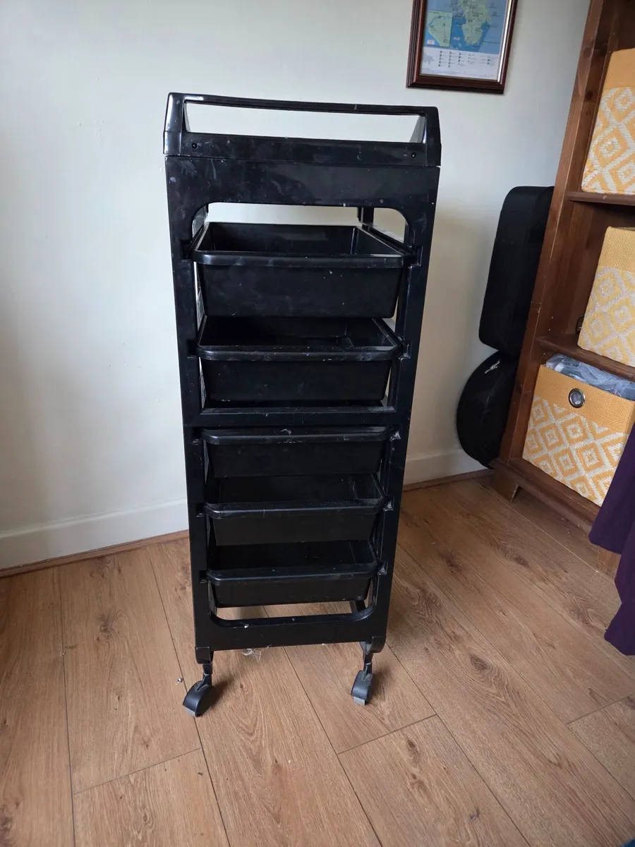 Hairdressing Trolley - Image 2