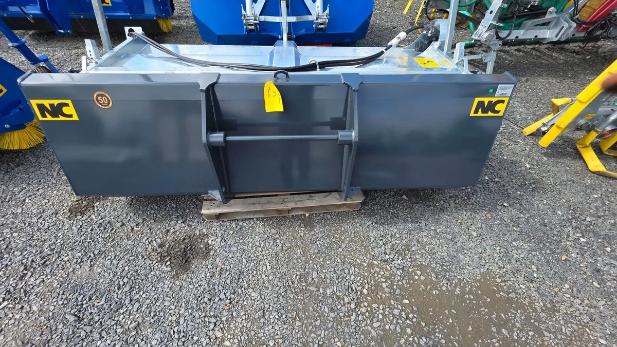 NC Road Sweeper - Image 4