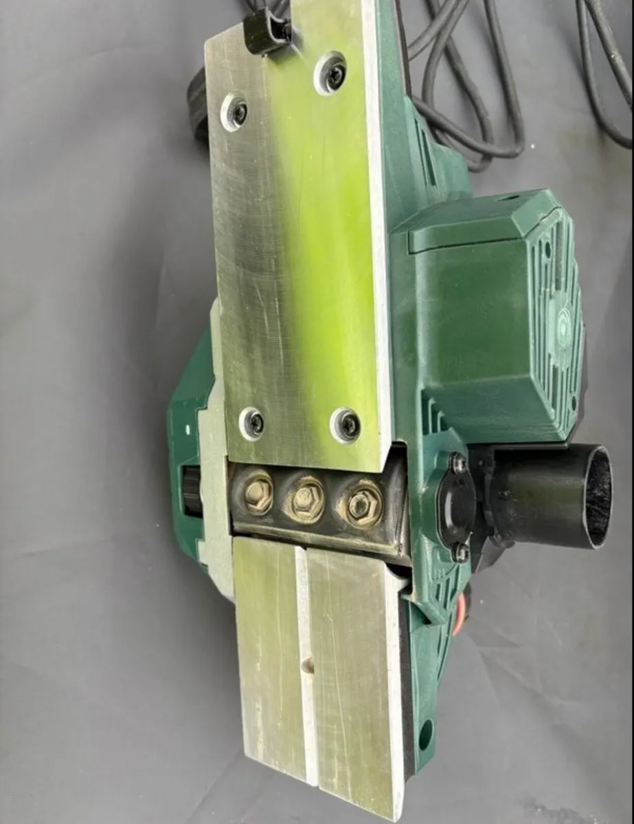 Metabo HO 26-82 Planer – Like New - Image 4