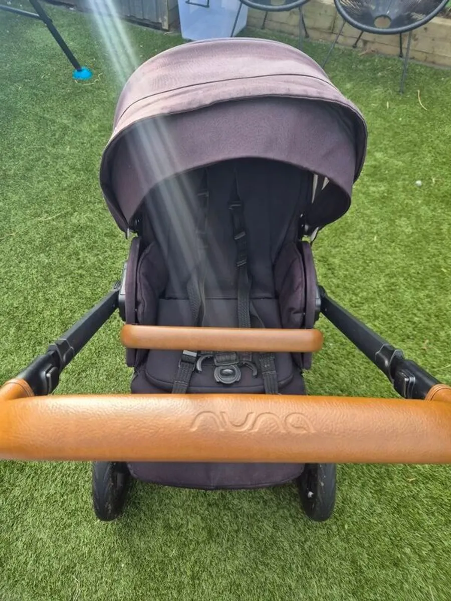 nuna mixx travel system - Image 3