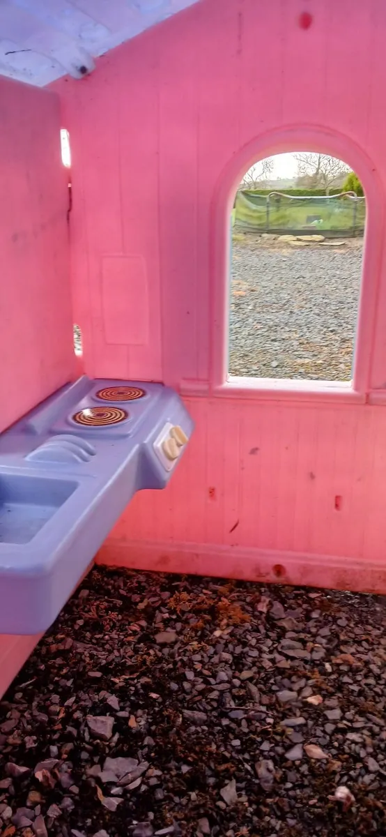 Play house - Image 2