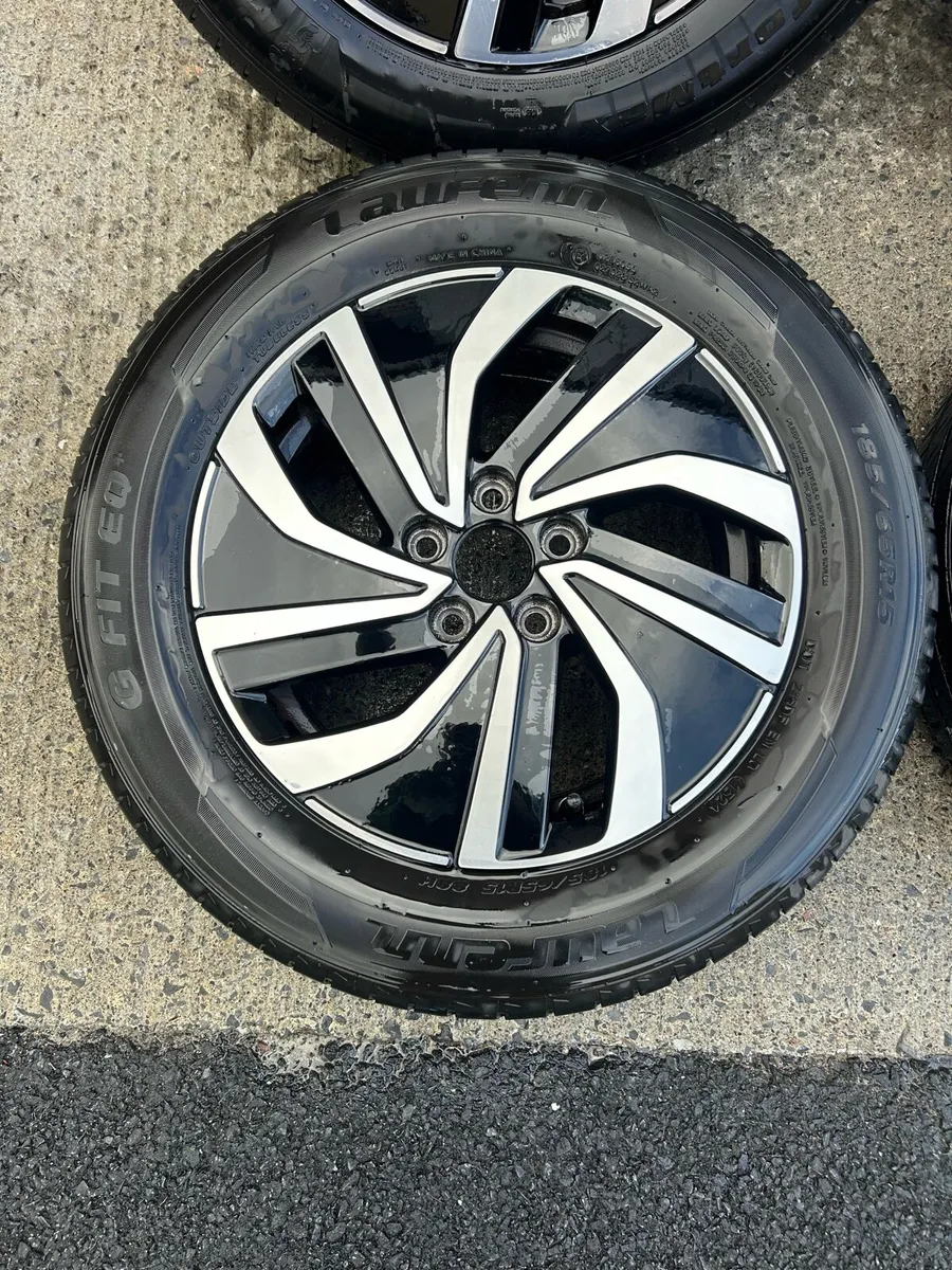 VW Polo Alloys - Image 3