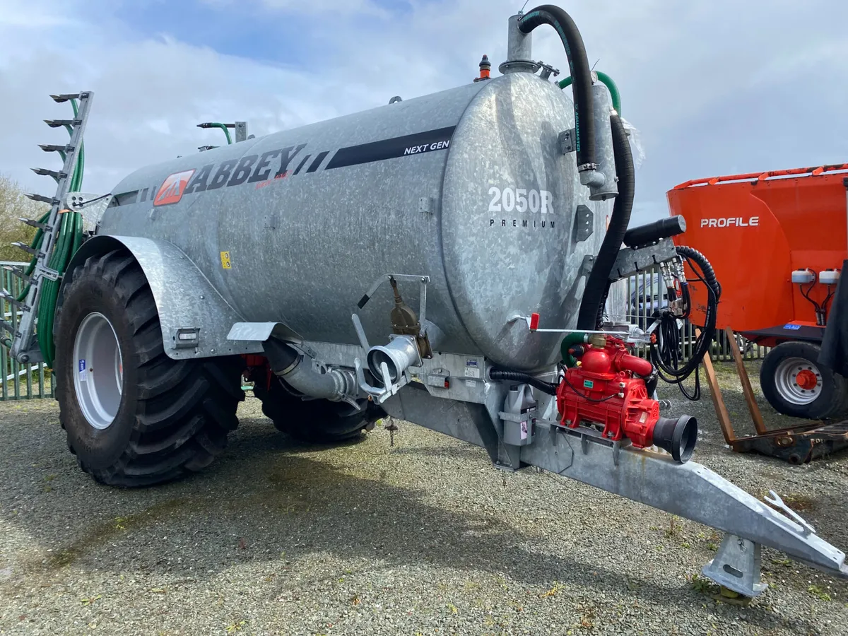 New Next Gen 2050R Premium Abbey Slurry Tank - Image 1