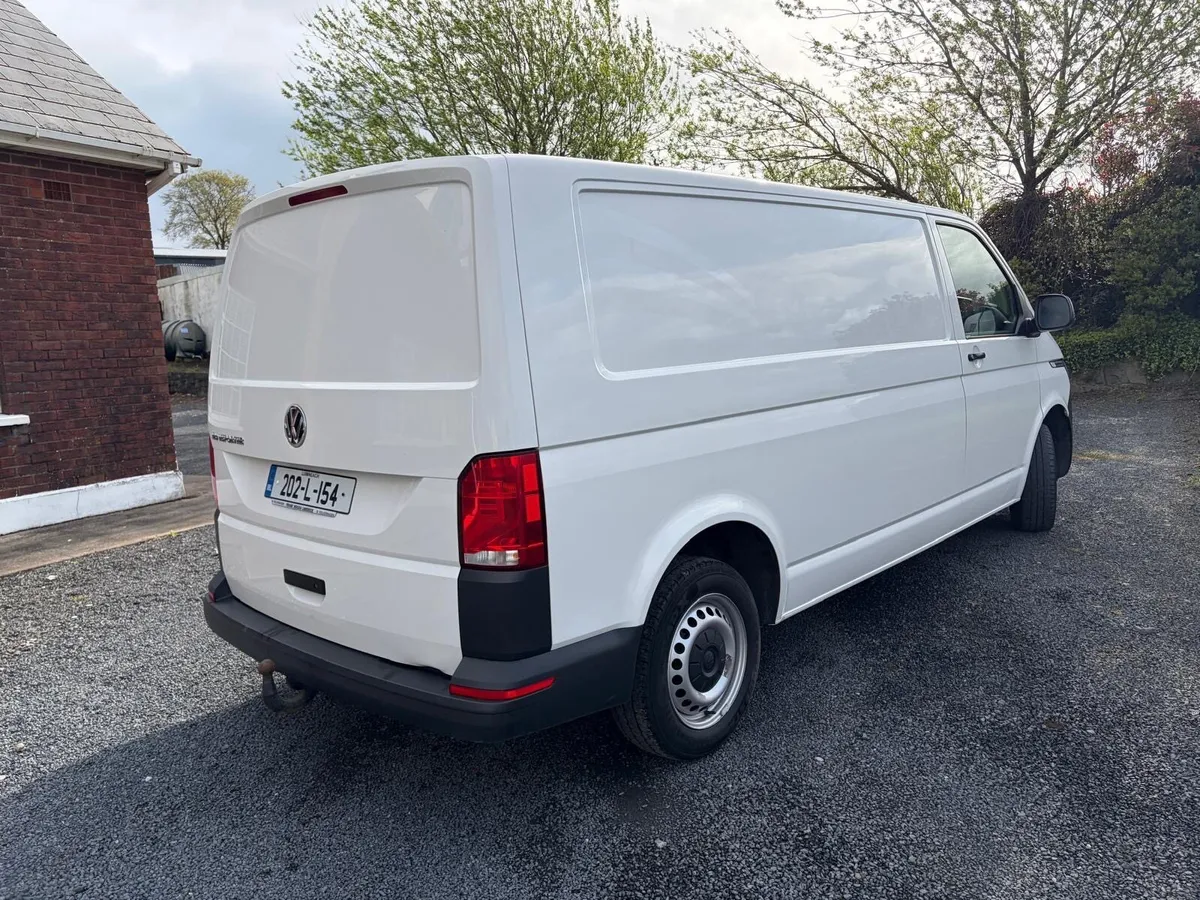 Volkswagen Transporter - Image 3
