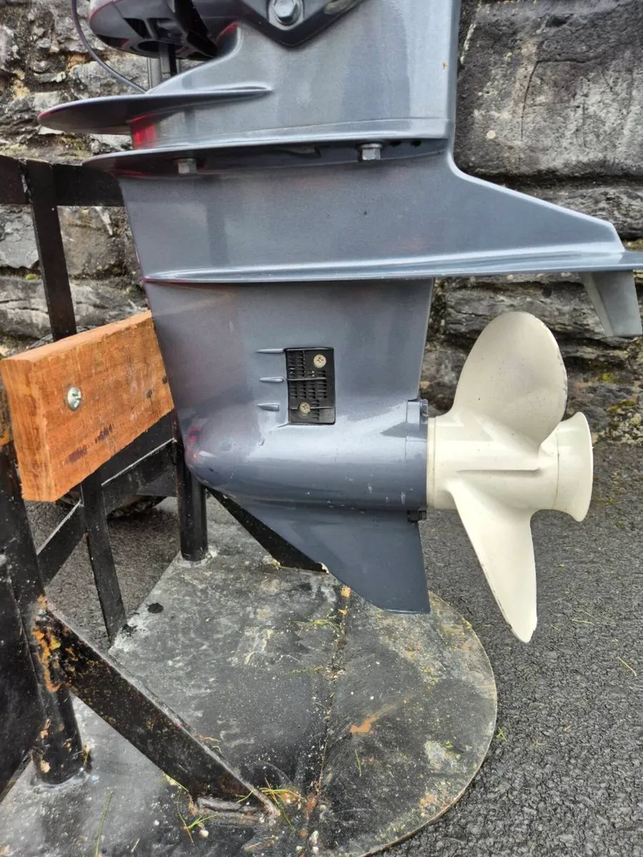 Yamaha 25 four stroke short shaft electric start - Image 4