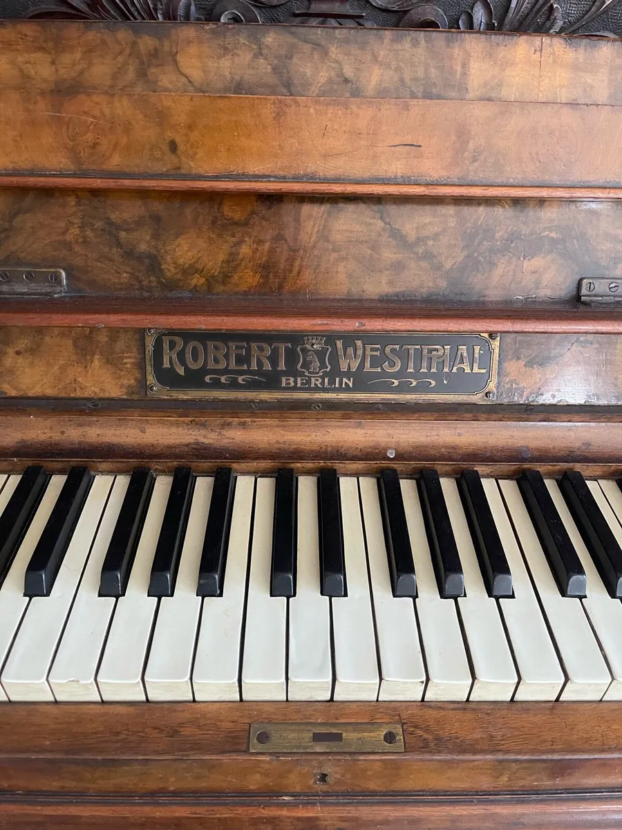 Antique Piano Upright - Image 1