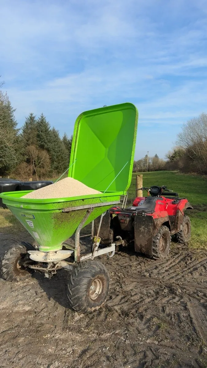 ❌❌Fertiliser and licking services❌❌ - Image 1