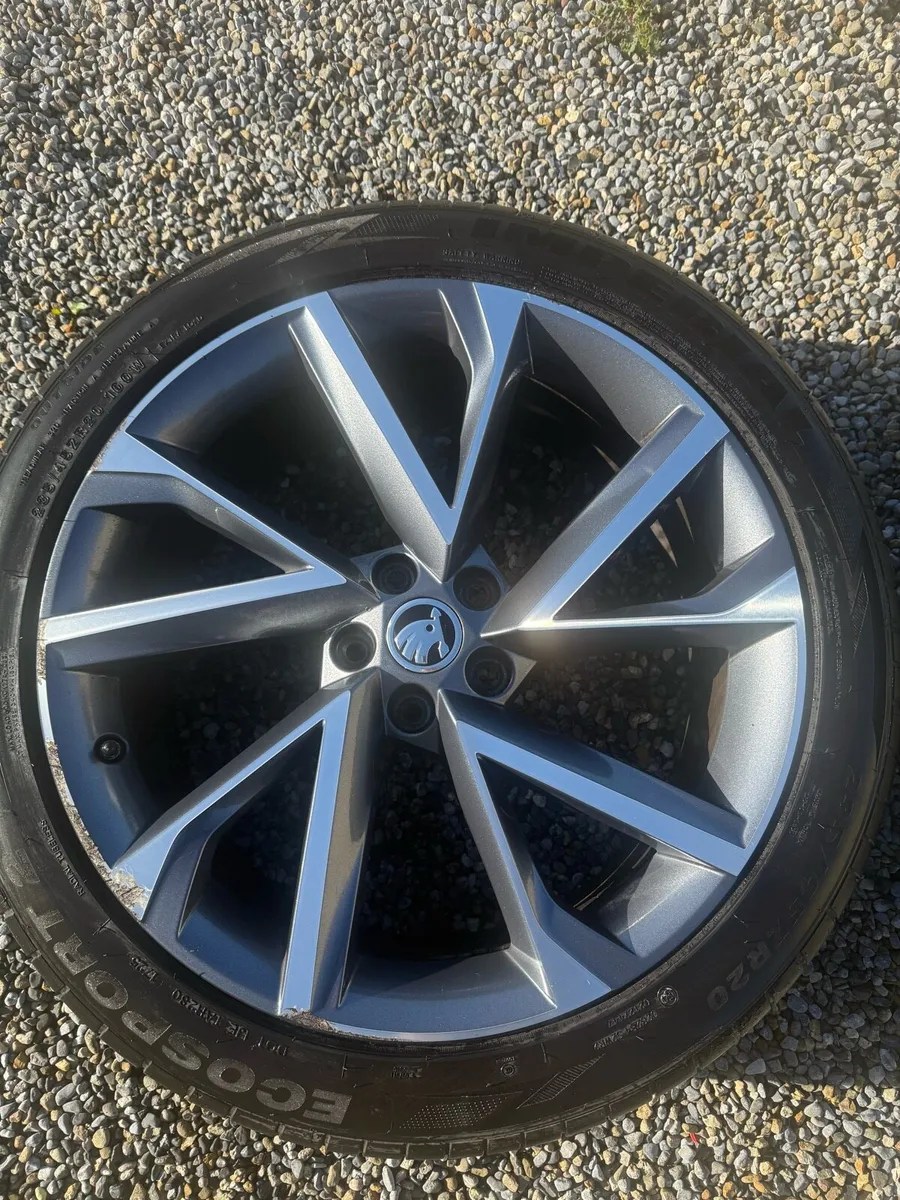 Genuine Skoda Kodiaq Vega Wheels - Image 3