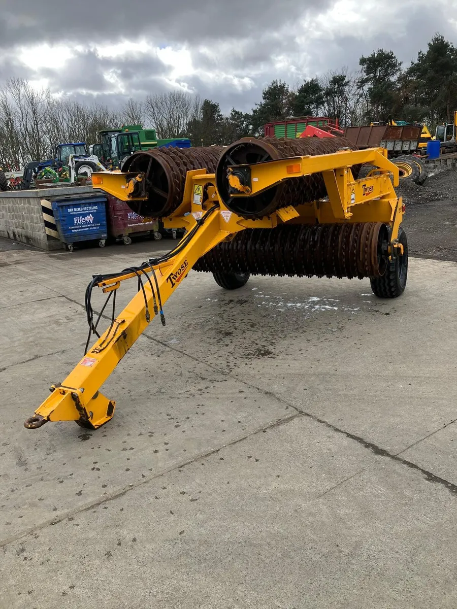 TWOSE 6.4M PREMIUM CAMBRIDGE ROLLS - Image 1