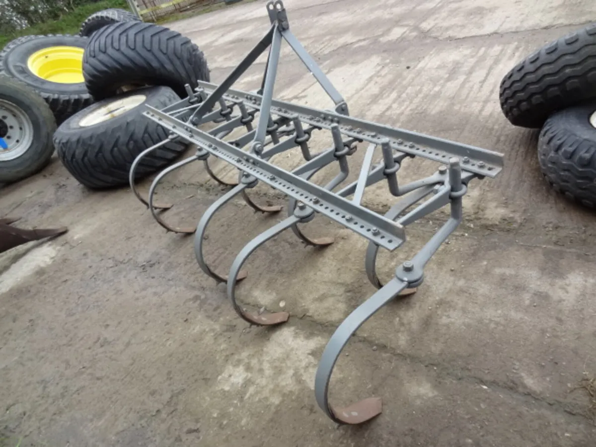 MF Massey Ferguson Springtine - Image 4