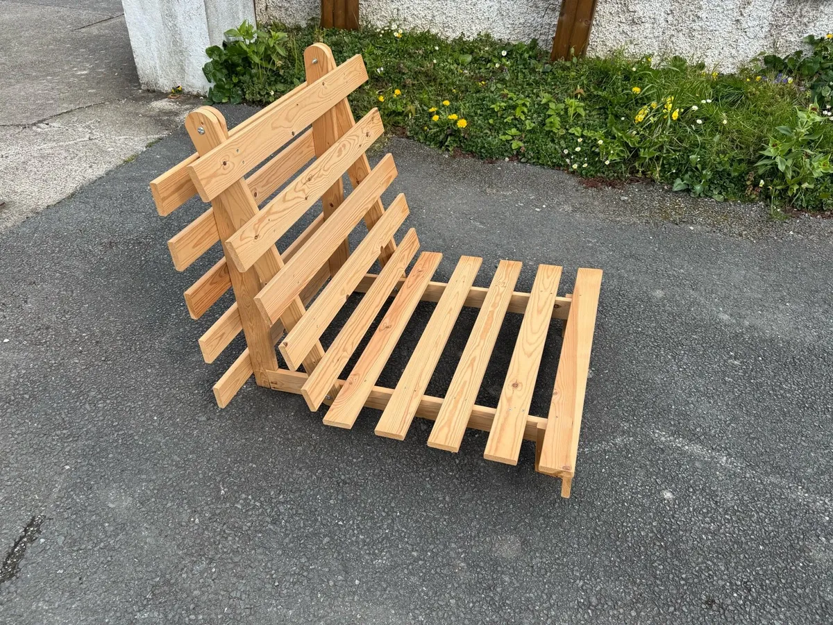 Chair/bed frame - Image 2