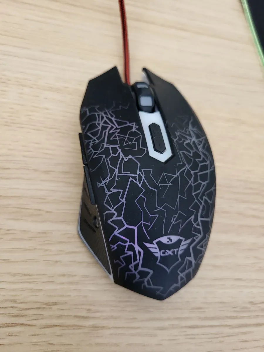 Wired Colour Changing Gaming mouse - Image 3
