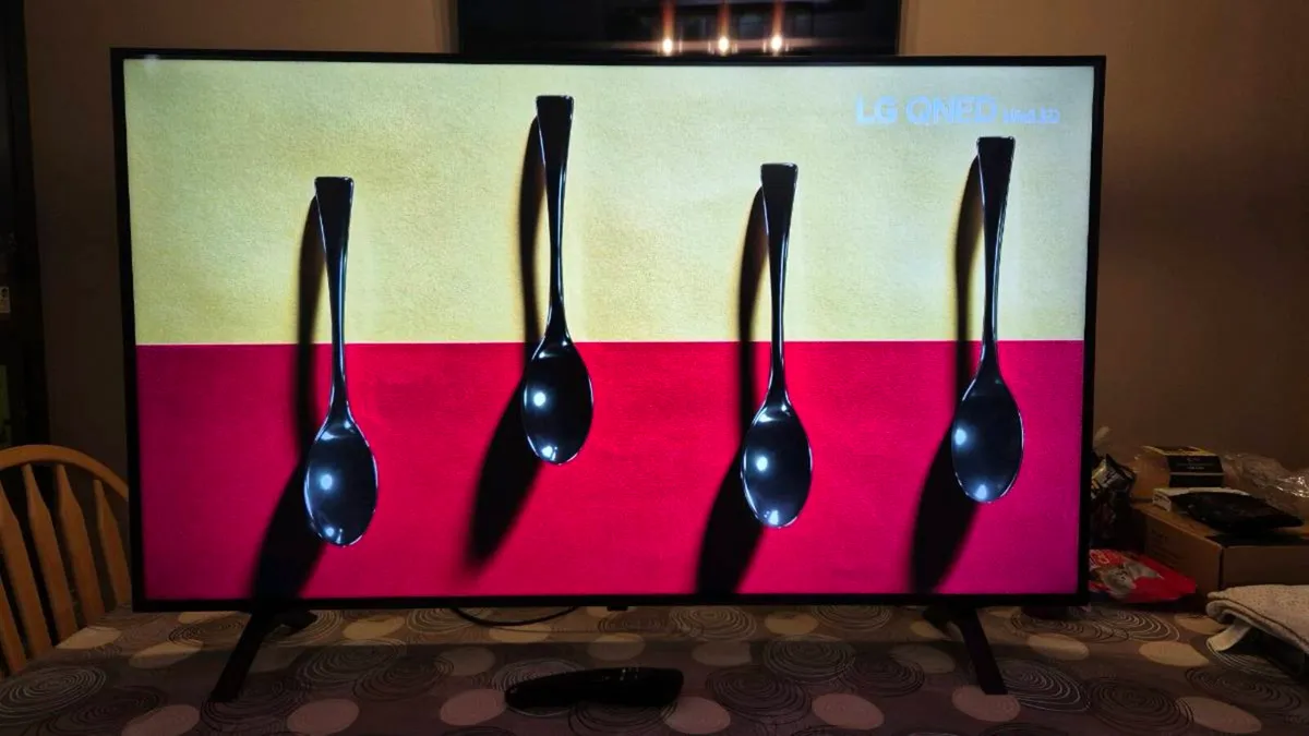LG 50" NanoCell 4K Smart TV - Image 2