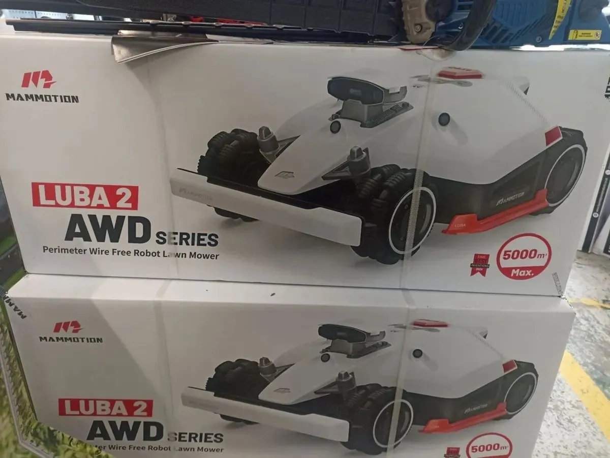 MAMMOTION LUBA 2 5000X ROBOTIC MOWER - Image 3