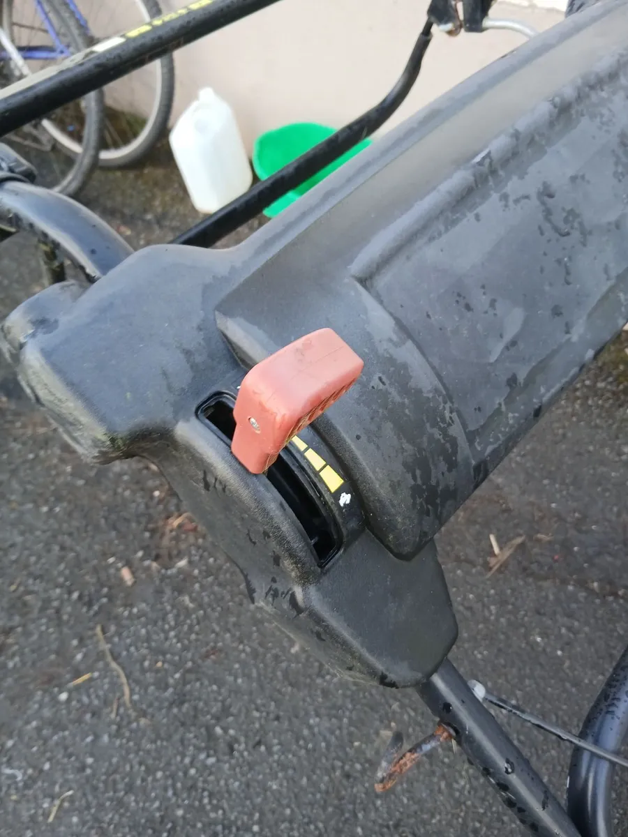 Self-drive lawnmower deck perfect condition - Image 4