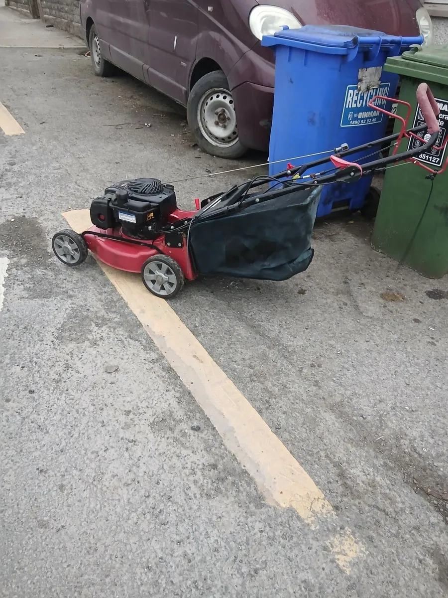 Self-drive lawnmower running 💯 priced - Image 1