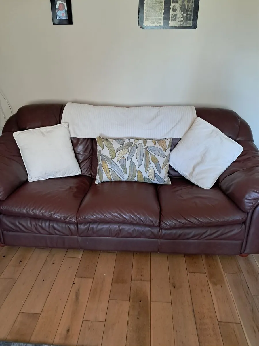 3 seater leather couch and chair quick sale  must - Image 1