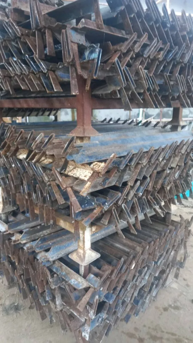 Large volume of Scaffolding units for sale - Image 3